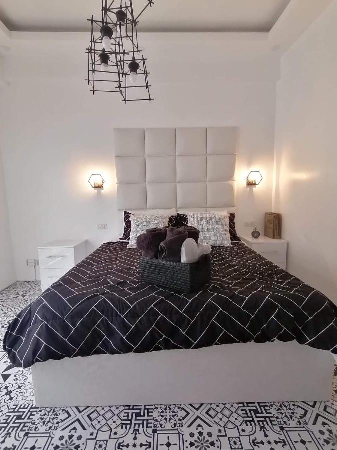 Soderberg By J&J Homes At Amani Grand Resort Residences Near Airport マクタン エクステリア 写真